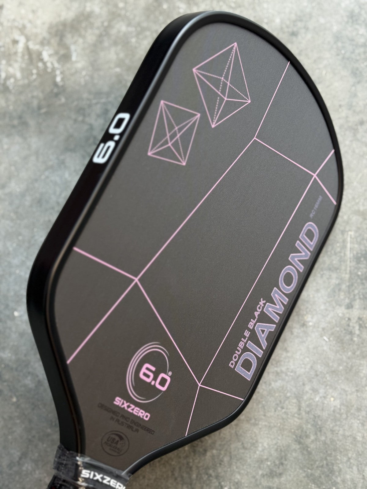 SIX ZERO DOUBLE BLACK DIAMOND CONTROL 16MM CHERRY BLOSSON PINK (BLACK EDGEGUARD)